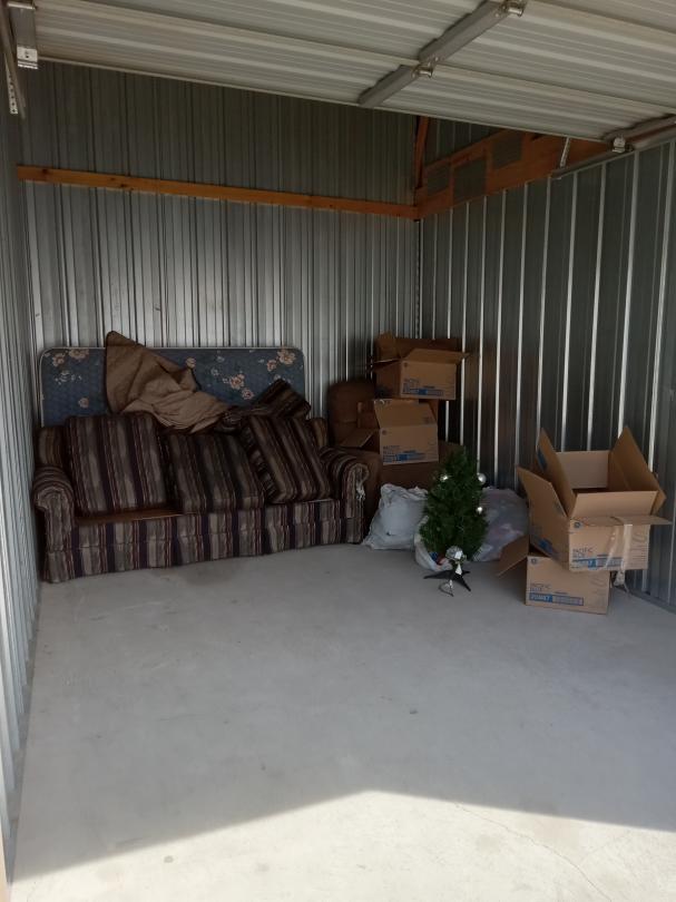 Storage Unit Auction in Hutchinson, KS at Budget Storage ends on 15th